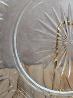 Assiette ancienne en verre taillé – Monture métal doré Cailar-bayard – Orfèvrerie française