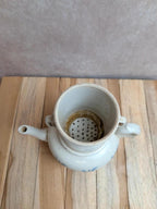 Cafetière ancienne à filtre en céramique – Saint-uze – Décor floral bleu
