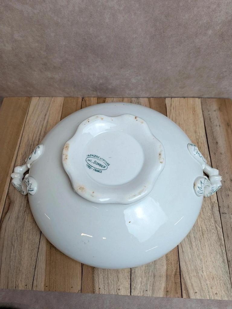 Légumière ancienne terre de fer – Faïencerie d’onnaing – décor Sorbier