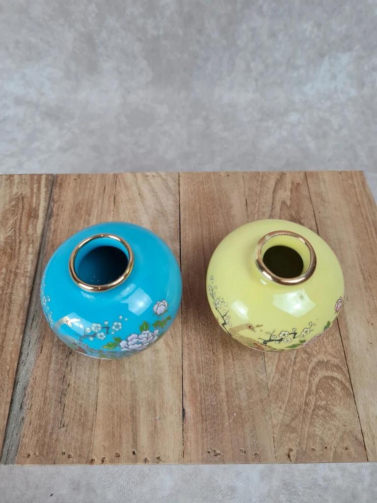 🌸 Paire de mini vases cloisonnés vintage – Décor paons & pivoines