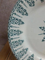Assiette plate Terre de fer Gien – Modèle Annam – Décor vert ancien