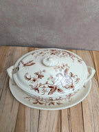 Saucière ancienne en terre de fer Salins – Décor libellule sépia – Avec couvercle