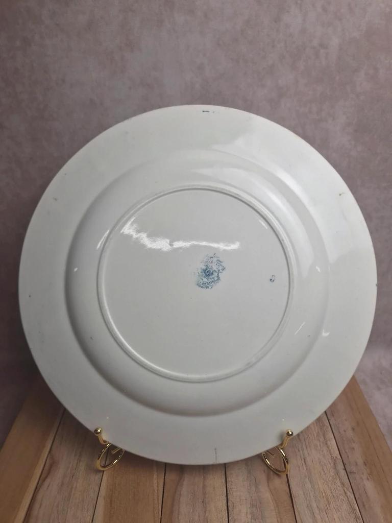 Grand plat rond en terre de fer Clairefontaine modèle Pompadour 33 cm