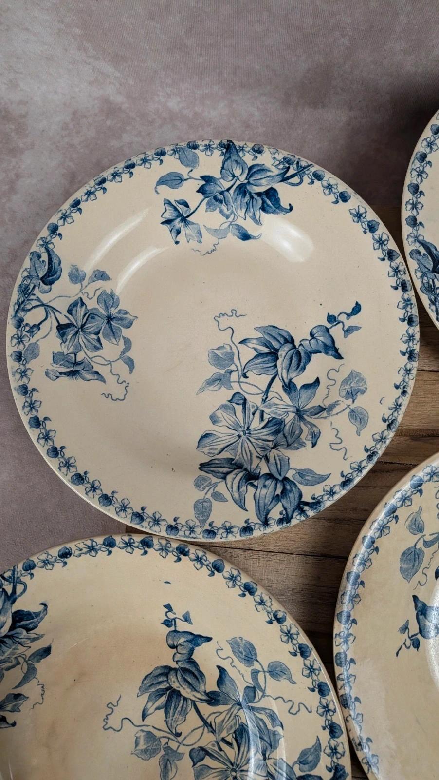 Lot de 5 assiettes creuses anciennes Vieillard & Cie Bordeaux, modèle Clématite
