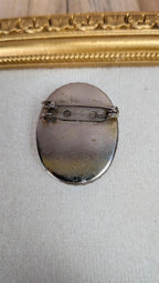 Broche camée vintage rose profil femme