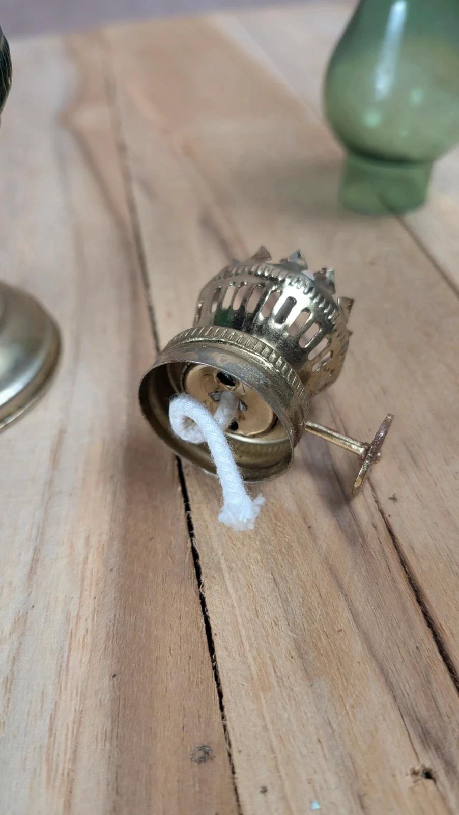 Lot de 2 lampes à huile vintage vertes