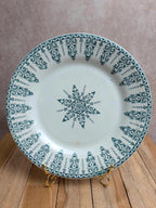 Assiette plate Terre de fer Gien – Modèle Annam – Décor vert ancien