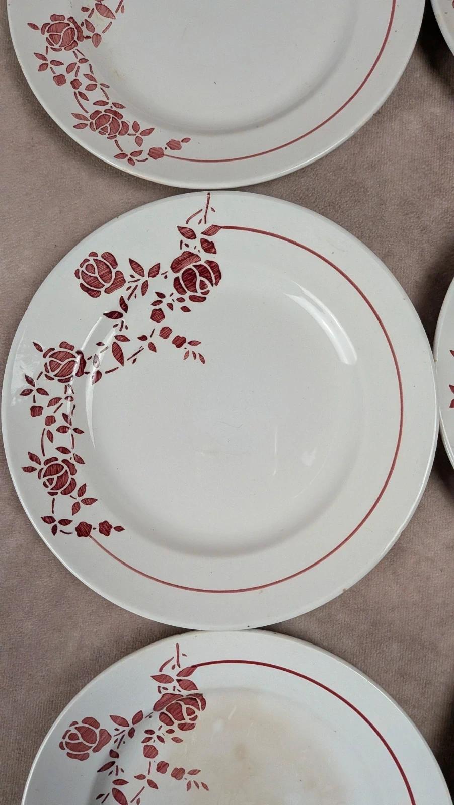 Lot de 6 petites assiettes demi-porcelaine Saint-amand modèle Marcel