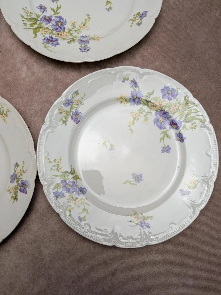 lot de 12 assiettes à dessert en porcelaine de Limoges Gda France – décor floral