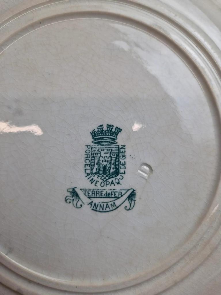 Assiette creuse Terre de fer Gien modèle Annam ancienne