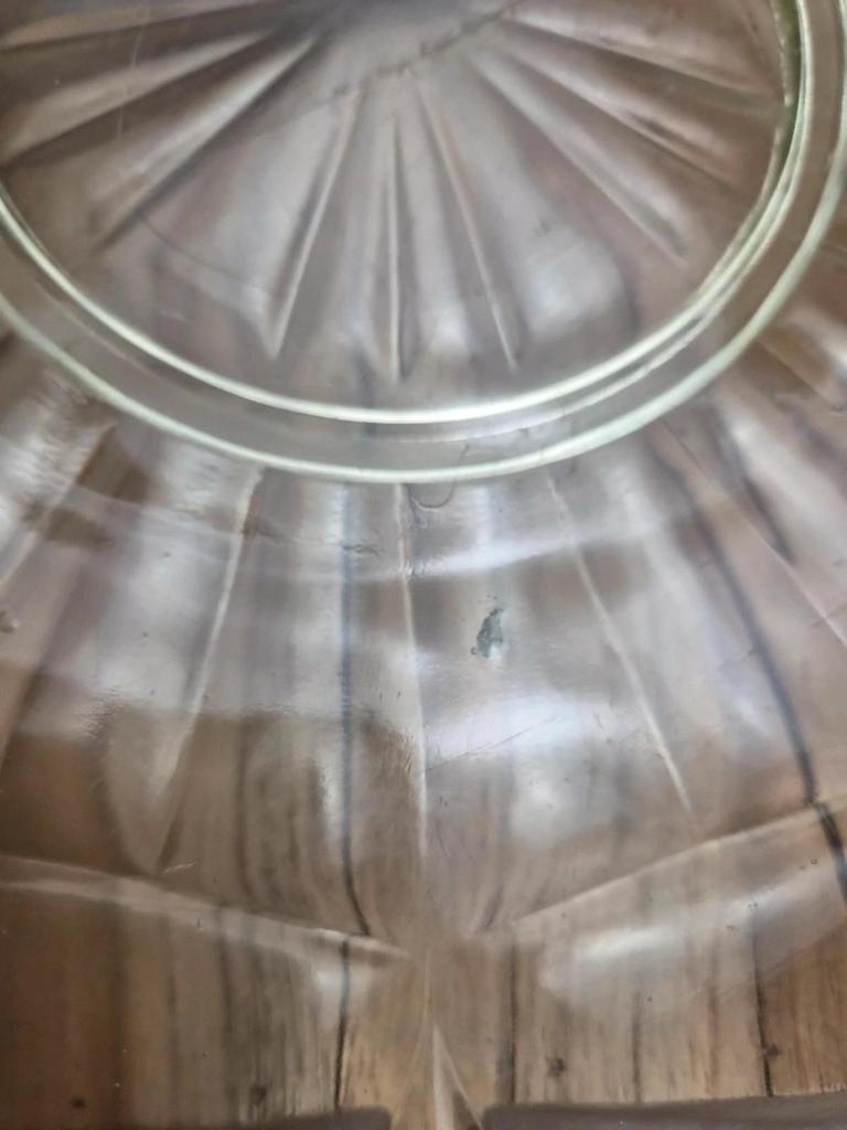 Grand plat ancien en verre ouraline – 31 cm