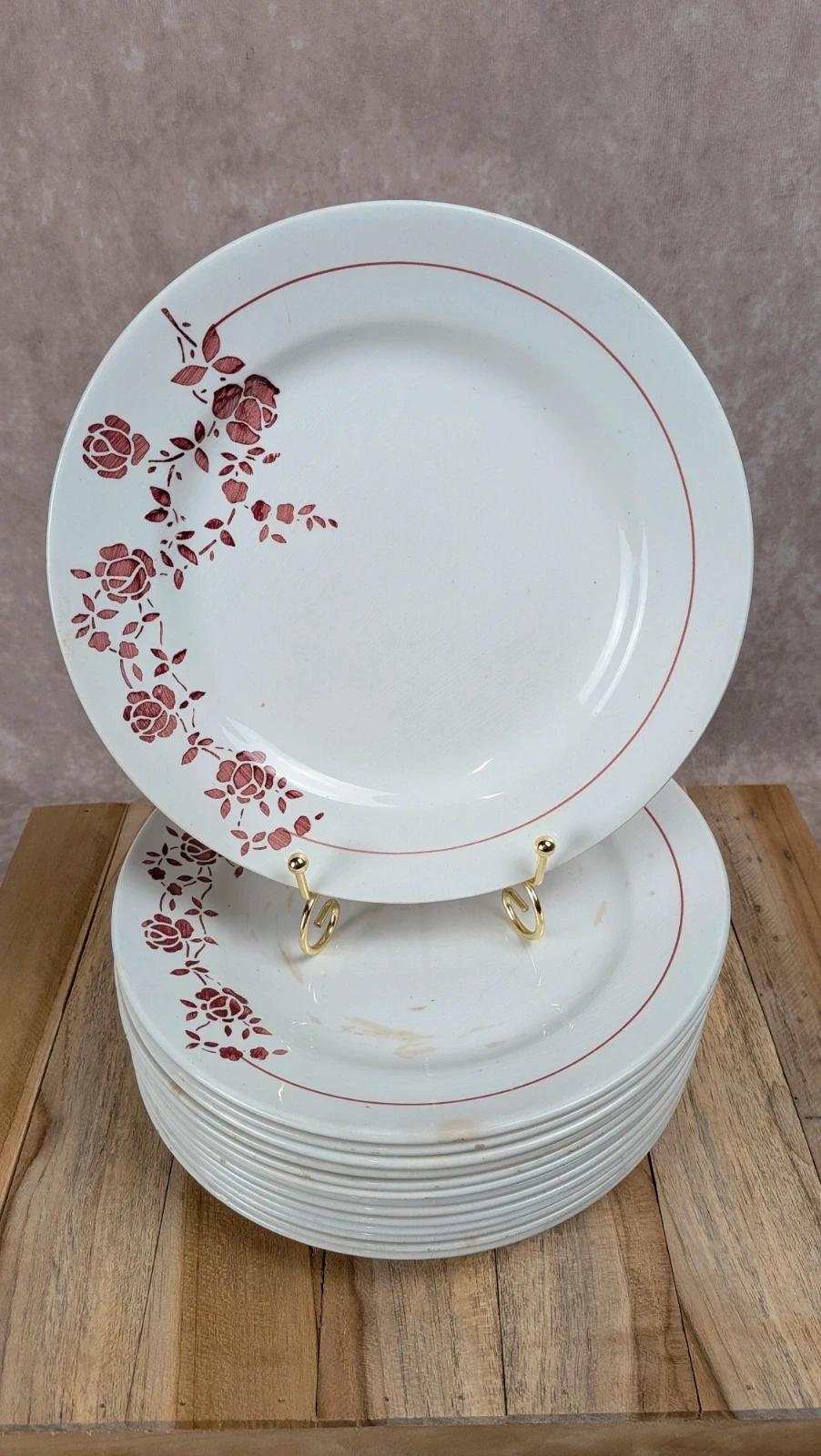 Lot de 14 assiettes plates Saint-amand modèle Marcel