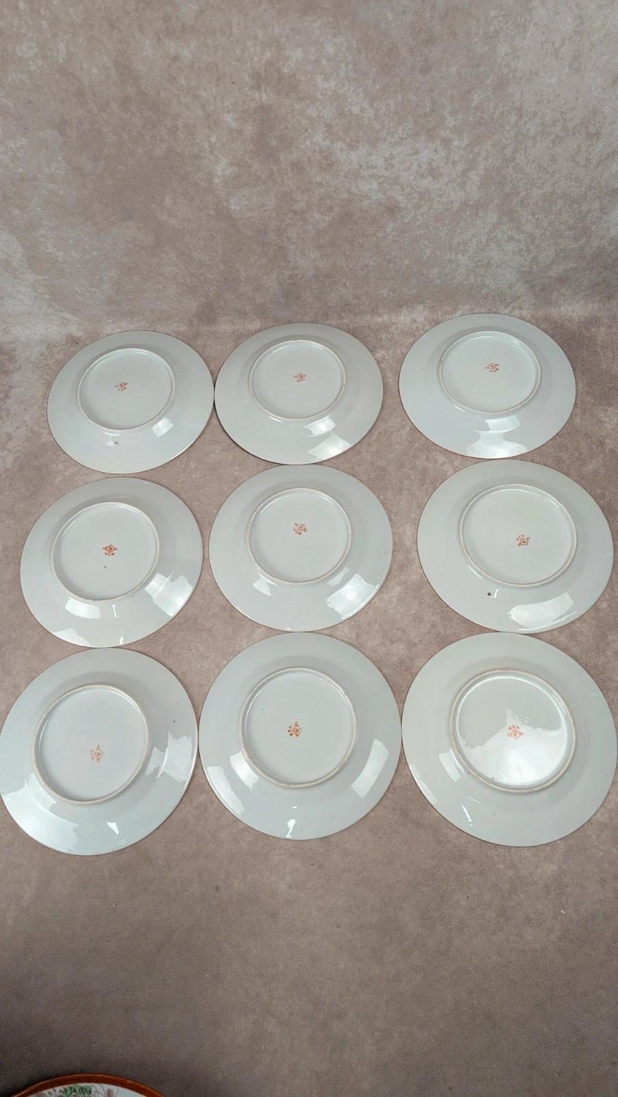 Lot de 9 assiettes + 1 grande assiette style japonais ancien