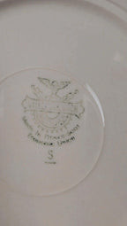 Lot de 8 assiettes à dessert anciennes Villeroy & Boch – frise dorée