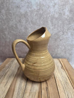 Pichet vintage en grès vernissé beige – forme originale
