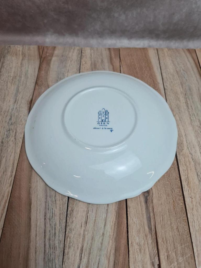 Bol à oreilles + soucoupe Gien décor main – circa 1960/1970 🌿