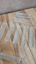 Lot de 12 porte-couteaux en verre taillé