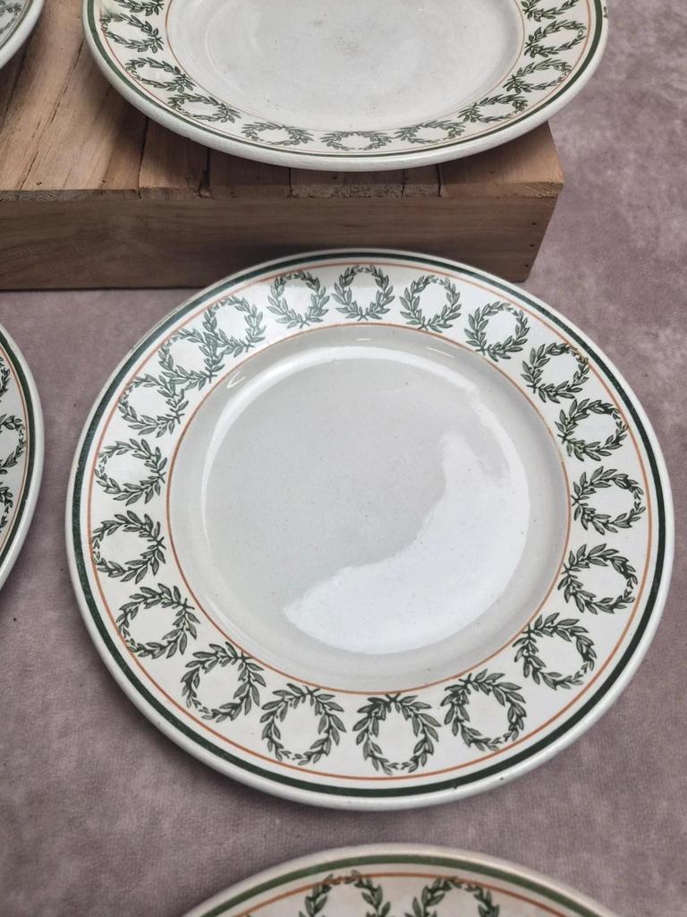 Lot de 8 assiettes à dessert Saint-amand Hamage modèle Marceau – faïence ancienne