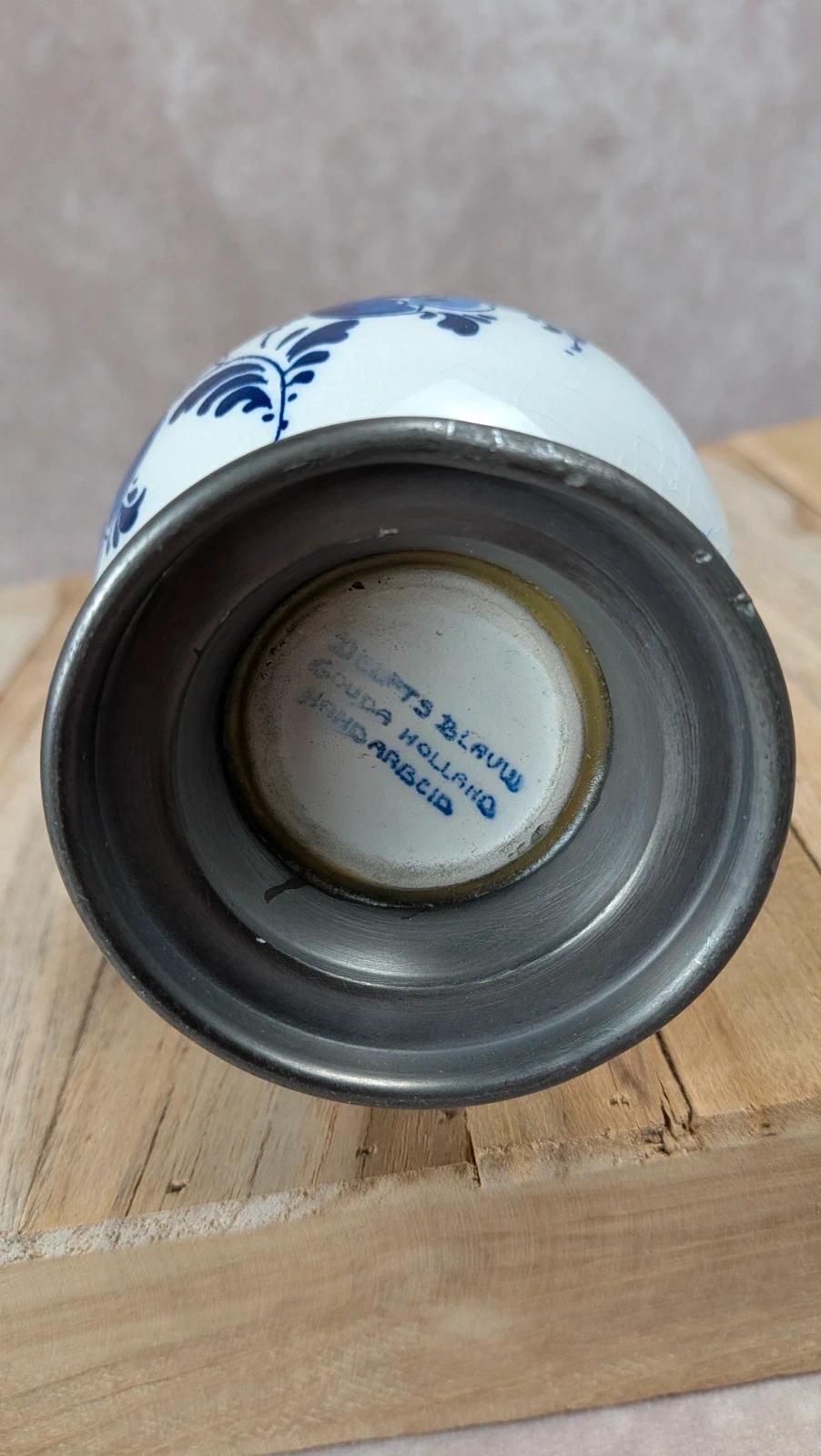 Pichet vintage Delft étain & faïence bleu – couvercle tête de bélier