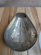 Beurrier saucière vintage Art déco en métal argenté – Coquillage
