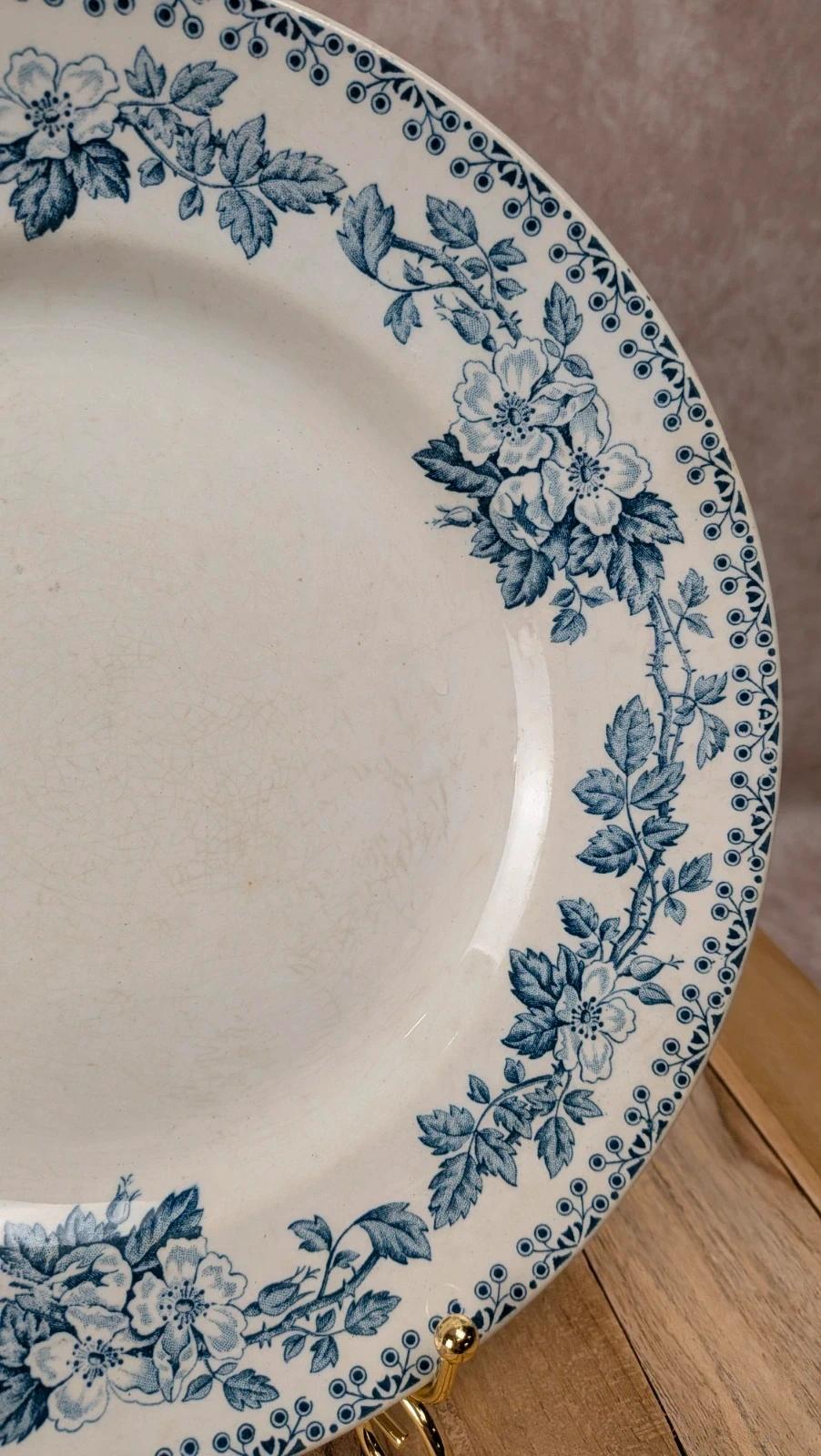 Assiette plate ancienne St-amand modèle Guadeloupe