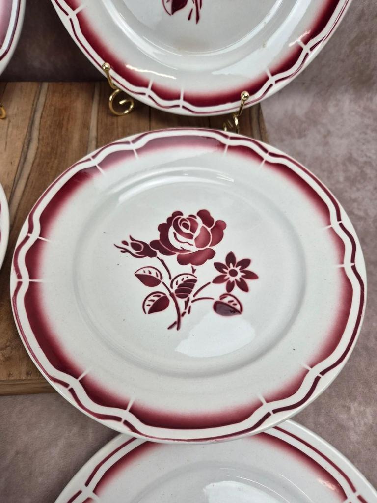 Lot de 6 assiettes plates anciennes Badonviller Fb – roses bordeaux