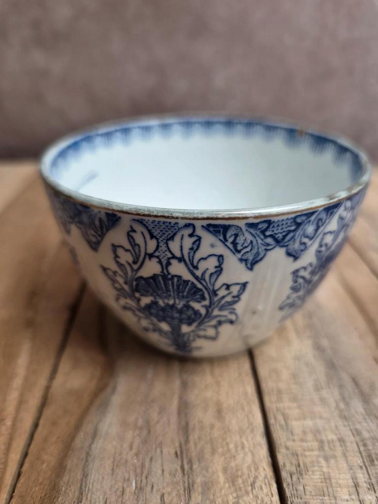 Tasse ancienne K&g Lunéville – Modèle Nanceen – Faïence bleue – Rare
