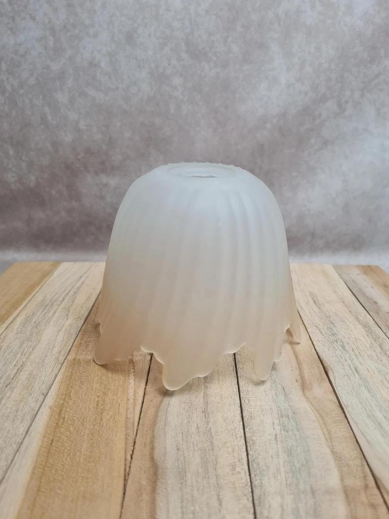 Abat-jour vintage tulipe en pâte de verre dépoli
