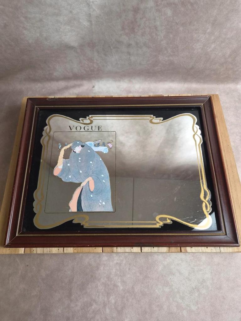 Miroir vintage Vogue style Art déco – décor femme élégante