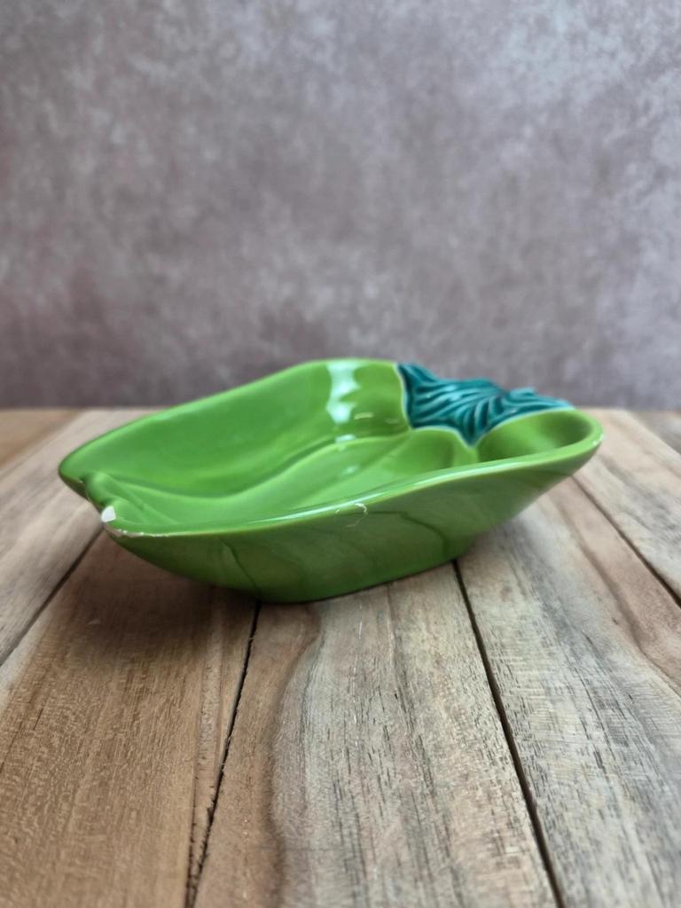Ravier vintage en forme de poivron vert – Céramique colorée rétro années 60/70