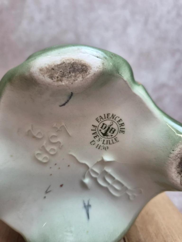 Paire de vases Art Nouveau Gustave de Bruyn – Fives-lille – décor iris – 30 cm