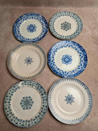 Lot de 6 assiettes plates dépareillées en terre de fer