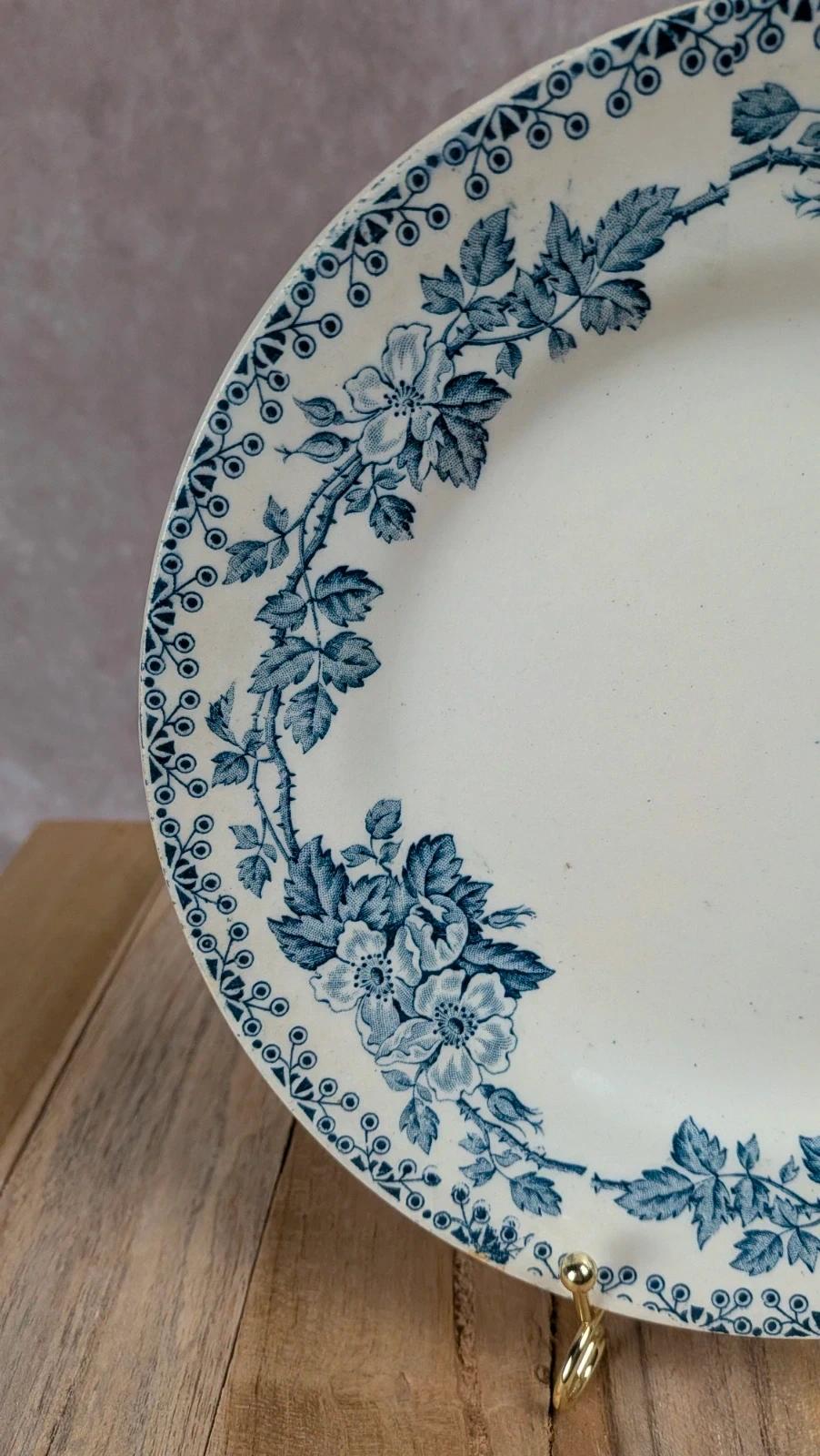 Assiette ancienne terre de fer Saint-amand Hamage Nord “guadeloupe” 19,5 cm