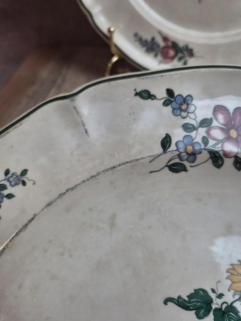 Lot 2 plats Villeroy & Boch Mettlach 1562 – décor floral vintage