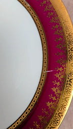 Lot de 3 assiettes plates Limoges Salmon & Cie décor bordeaux et or