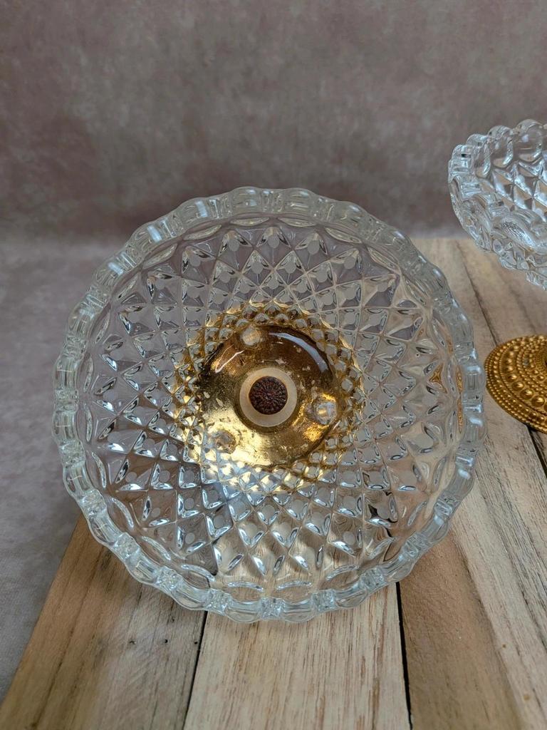 Bonbonnière vintage style Hollywood Regency – verre taillé et métal doré