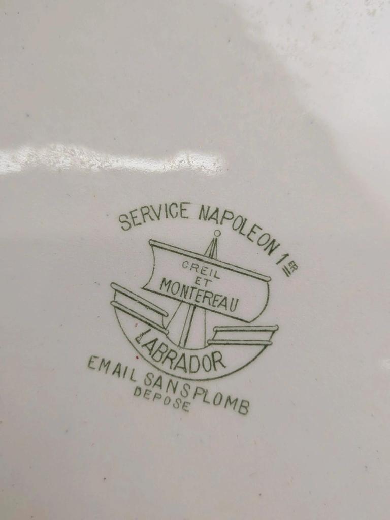 Grand plat ovale Terre de fer Creil et Montereau Labrador – Service Napoléon Ier