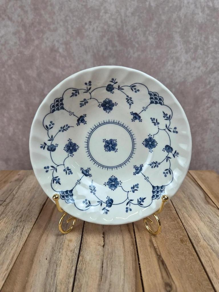 Bol Churchill England décor bleu floral – modèle style Finlandia / Blue Onion