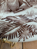 Lot de 2 assiettes Terre de Fer polychrome Clairefontaine modèle Chasse décor lièvre