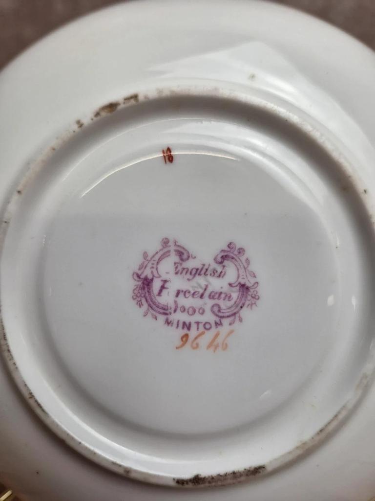 Sous-tasse ancienne Minton English Porcelain – décor oiseaux & fleurs roses – anglaise