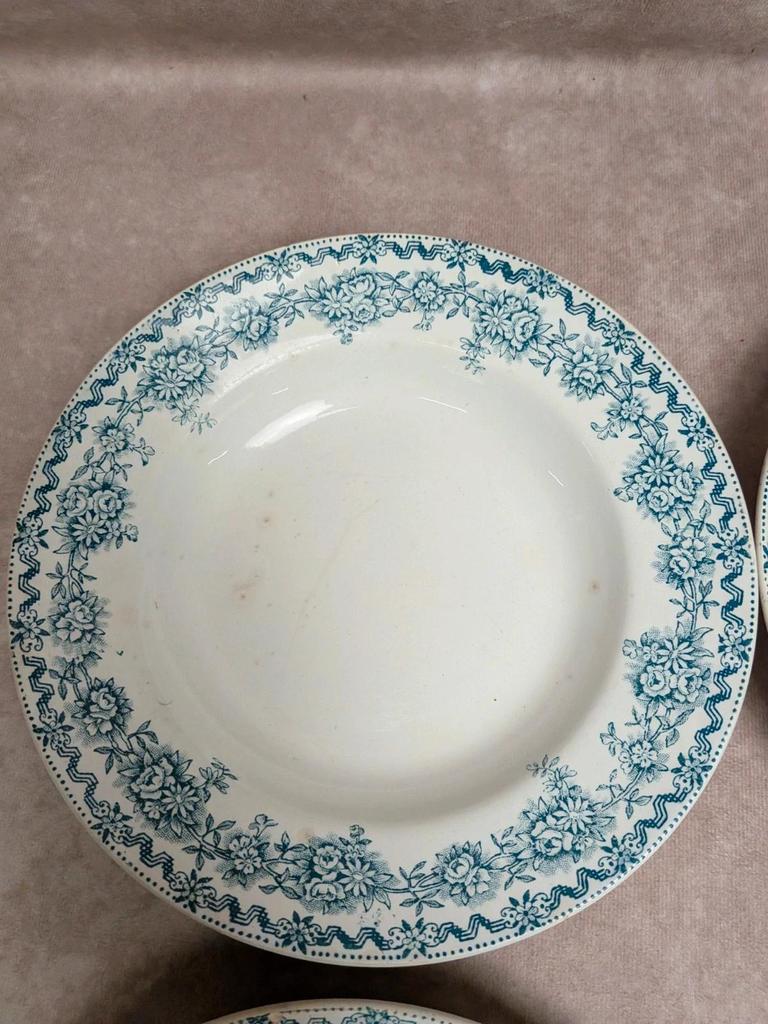 Lot de 4 assiettes creuses Terre de fer St Amand Argenton