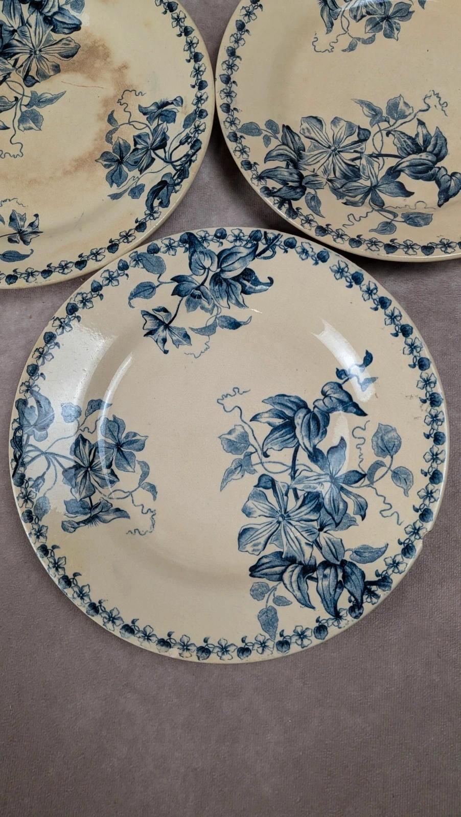 Lot de 5 assiettes plates anciennes Vieillard & Cie Bordeaux, décor Clématite