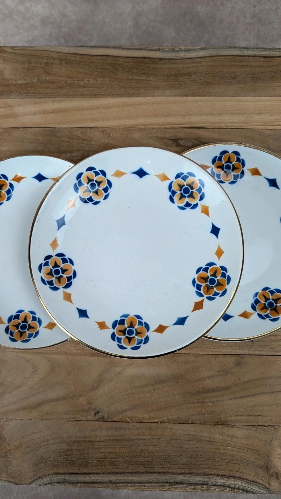 Lot de 3 petites assiettes Moulin des Loups – Modèle Rosaces