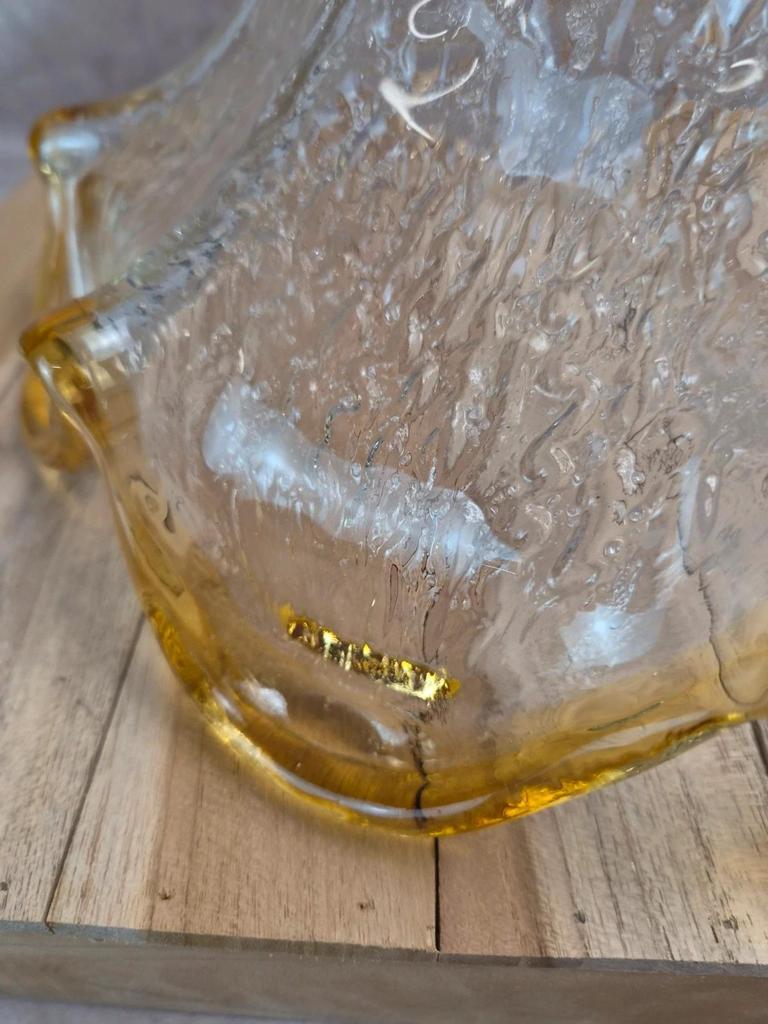 Suspension vintage en verre texturé attribuée à Murano – bord ambre – années 70
