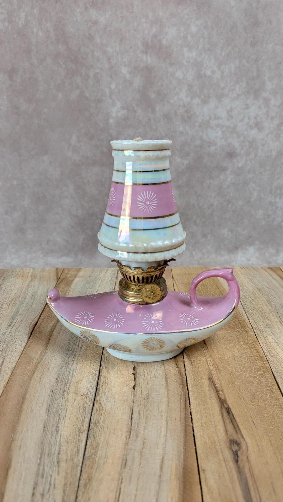Lampe à huile ancienne rose nacrée