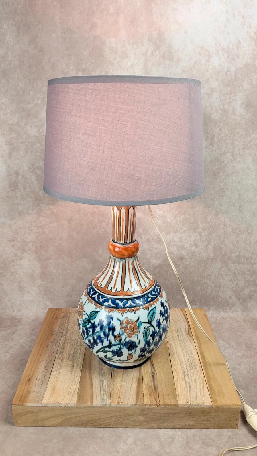 Pied de lampe en faïence style Iznik
