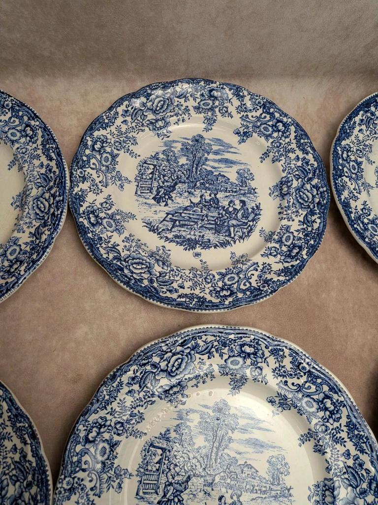Lot de 12 assiettes plates Terre de fer Bp – Décor bleu toile de Jouy