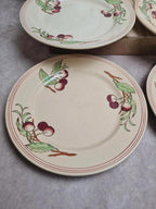 Lot de 6 assiettes plates Boch La Louvière Belgique modèle 2460 décor cerises polychrome