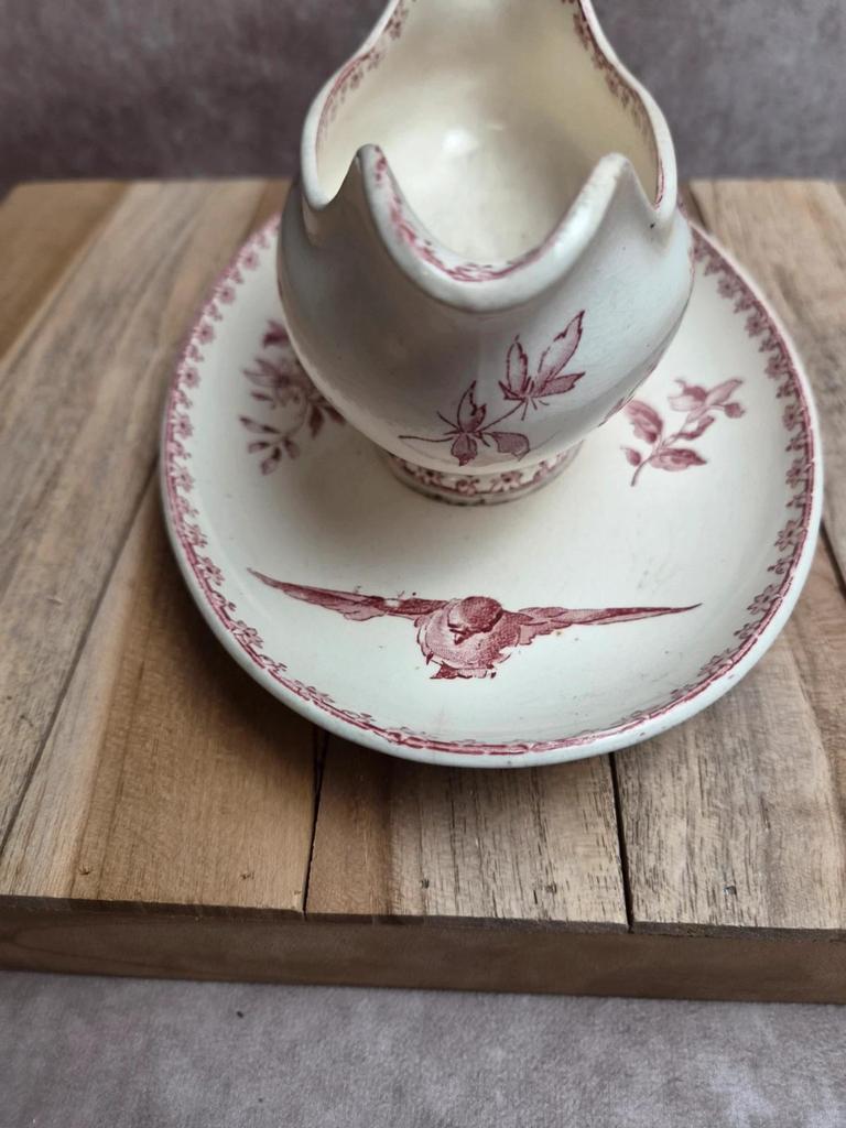 Saucière terre de fer Sarreguemines & Digoin Favori rose oiseaux ancienne