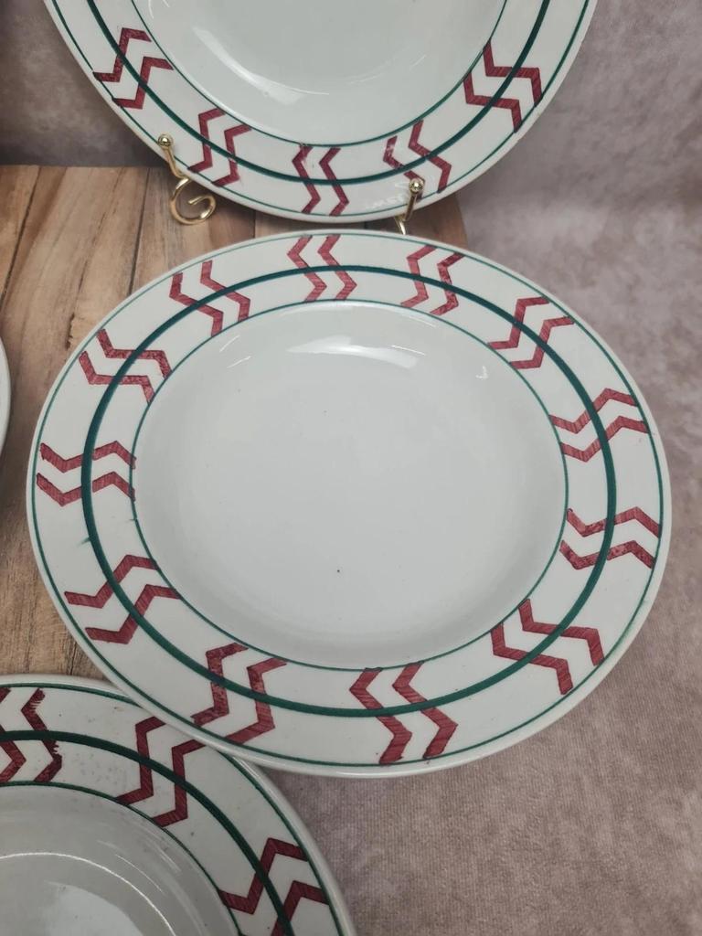 Lot 5 assiettes creuses Moulin des Loups modèle Fti20 terre de fer décor graphique vintage